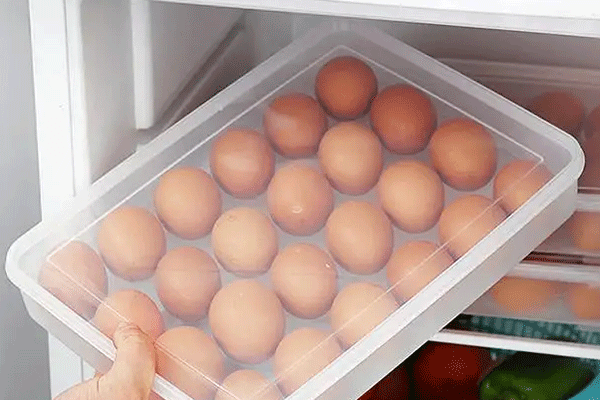 鸡蛋放冰箱好不好（鸡蛋放冰箱里好么）
