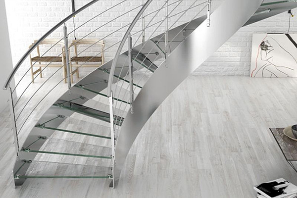 楼梯选材之玻璃解析（玻璃 楼梯）