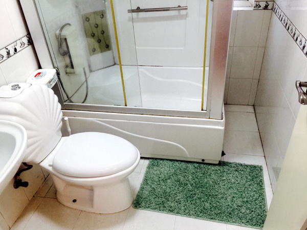 卫浴间清洁有哪些好方法 实用又简单 