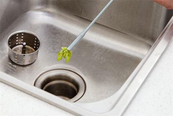 厨房下水道堵塞疏通多少钱一次 如何通下水管道妙招厨房