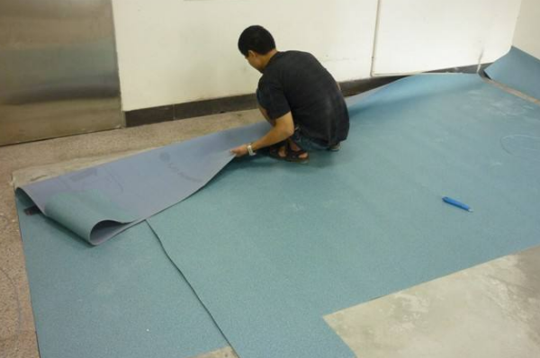 地板胶怎么选购 地板胶怎么选购好购买地板贴