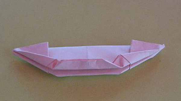 长大的你，还记得“大明湖畔”的纸船怎么折么?