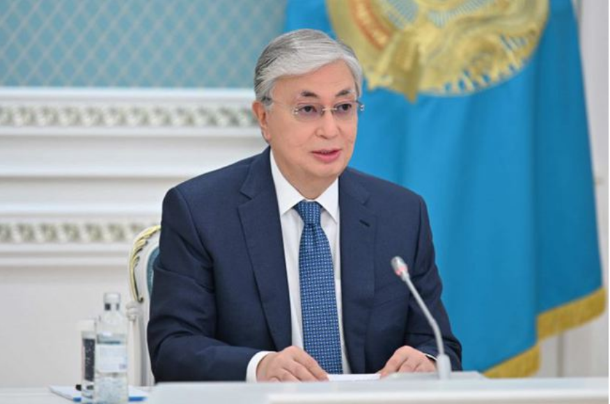 哈萨克斯坦总统连任后首访俄，俄媒：具有深刻政治意义和象征意义