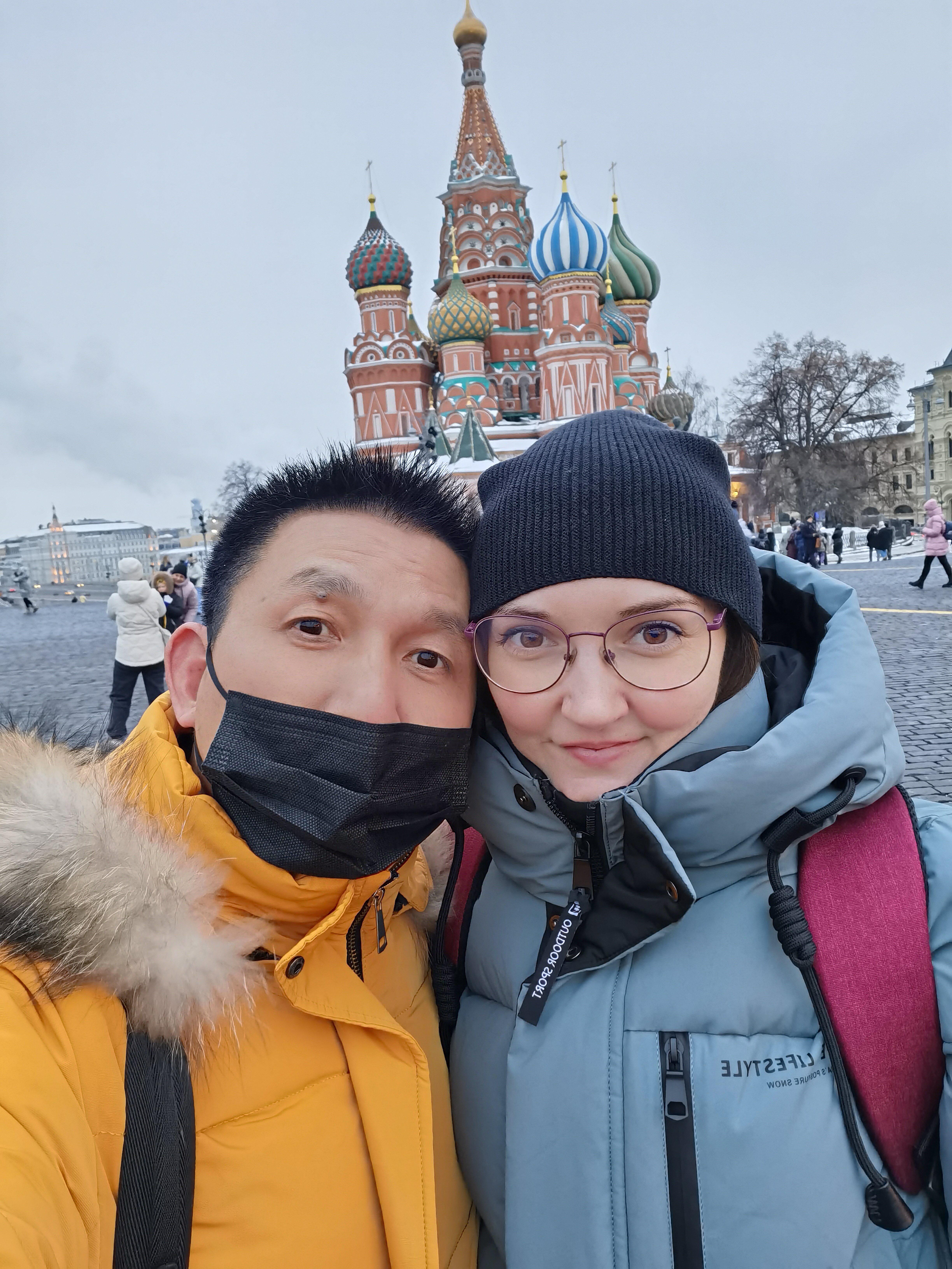 湖南男子娶小12岁俄罗斯妻子，因疫情3年未见，将在中国办婚礼