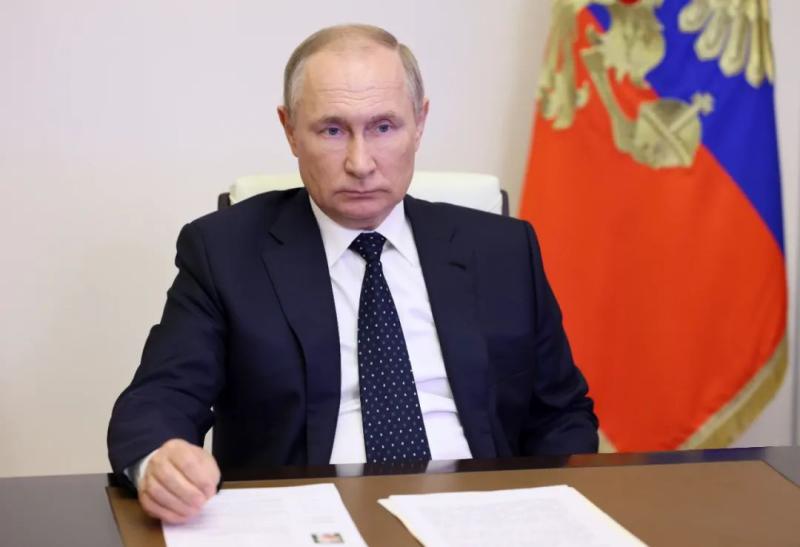 泽连斯基攻击普京，俄方回应 普京之谜:普京和普京的俄罗斯