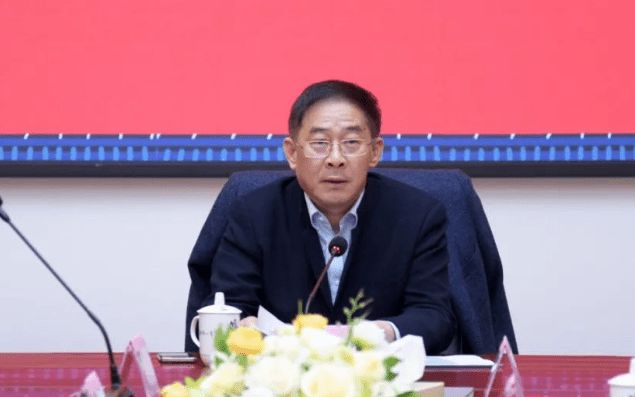 安徽省政协原副主席李修松因病逝世，享年66岁
