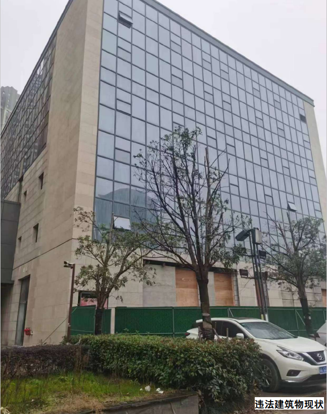 湖北武汉一售楼处违法加盖变酒店，明显违建为何得不到制止？