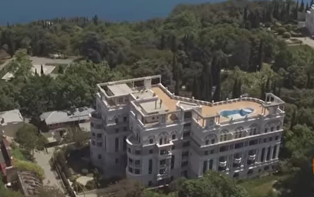 英媒：泽连斯基在克里米亚度假公寓将被收归俄国有，价值约80万美元