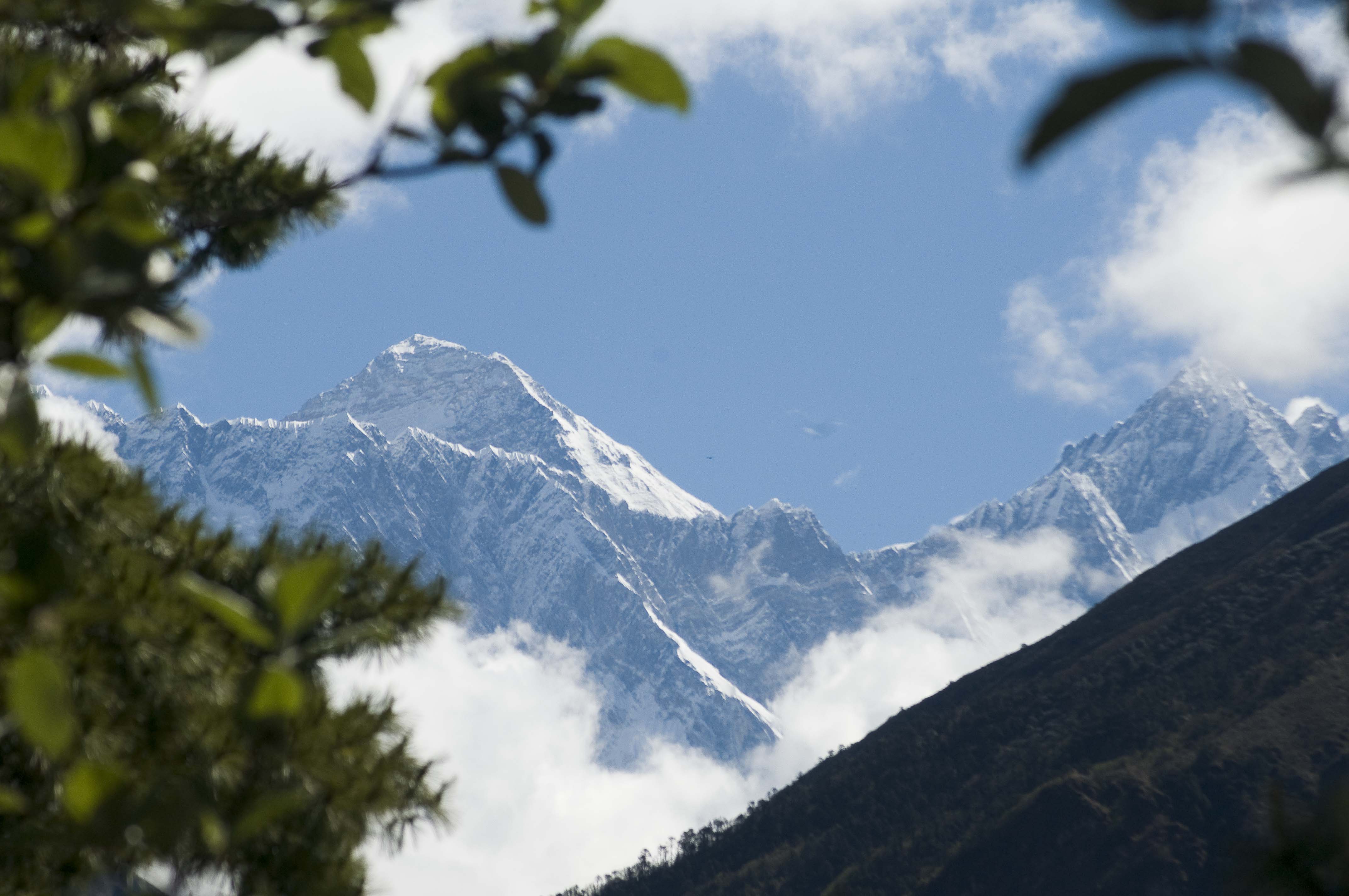 珠峰“最凶险之一”登山季结束（珠峰登顶最佳时间为每年5月）