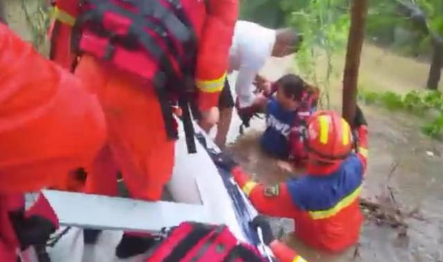 男子称6名家人在河北涞水暴雨中失联，当地：正了解搜救进展