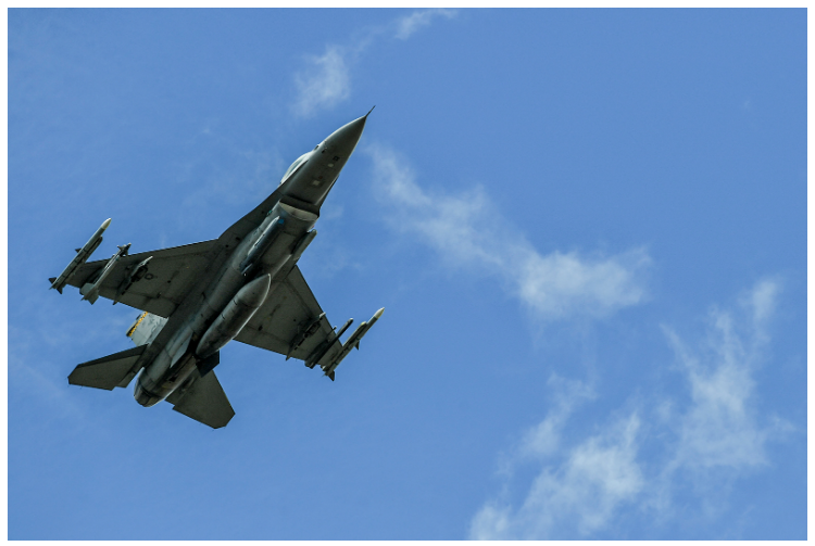 向乌提供F-16！美国态度为何变了 美国对乌克兰的态度
