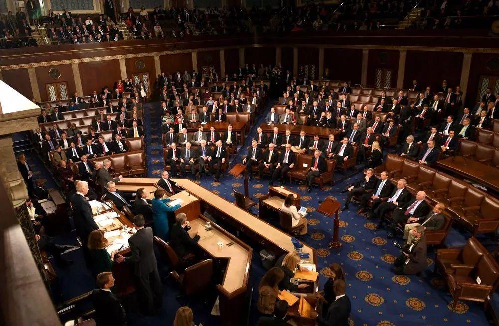 美国众议院投票通过对以色列援助法案 将提交参议院审议