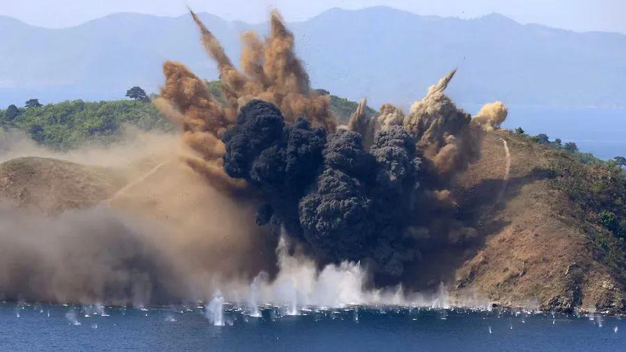 管姚：朝鲜半岛炮声隆，局势很严峻