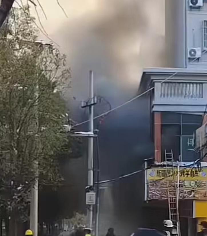  江西新余火灾致39人遇难9人受伤，官方：现场已无被困人员