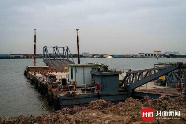广州沥心沙大桥被撞断后：三民岛的出行之困正在缓解