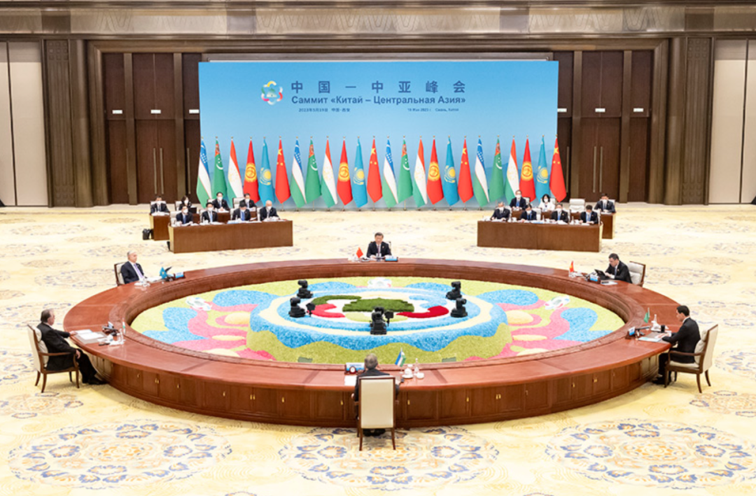 马兴瑞与两国总理在新疆会谈，有重要背景