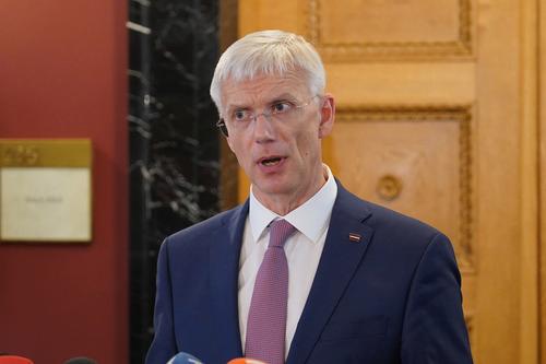 拉脱维亚驱逐俄外交官，俄称将作出回应