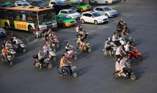 电瓶车电瓶怎么修复（电瓶车电瓶怎么修复视频教程）