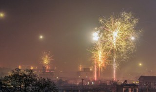 除夕要干嘛（什么时候过年2024年春节）