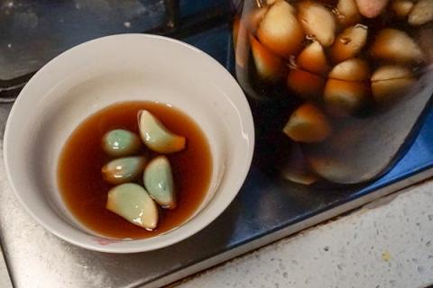 醋泡蒜子的功效与作用（醋泡大蒜的功效）