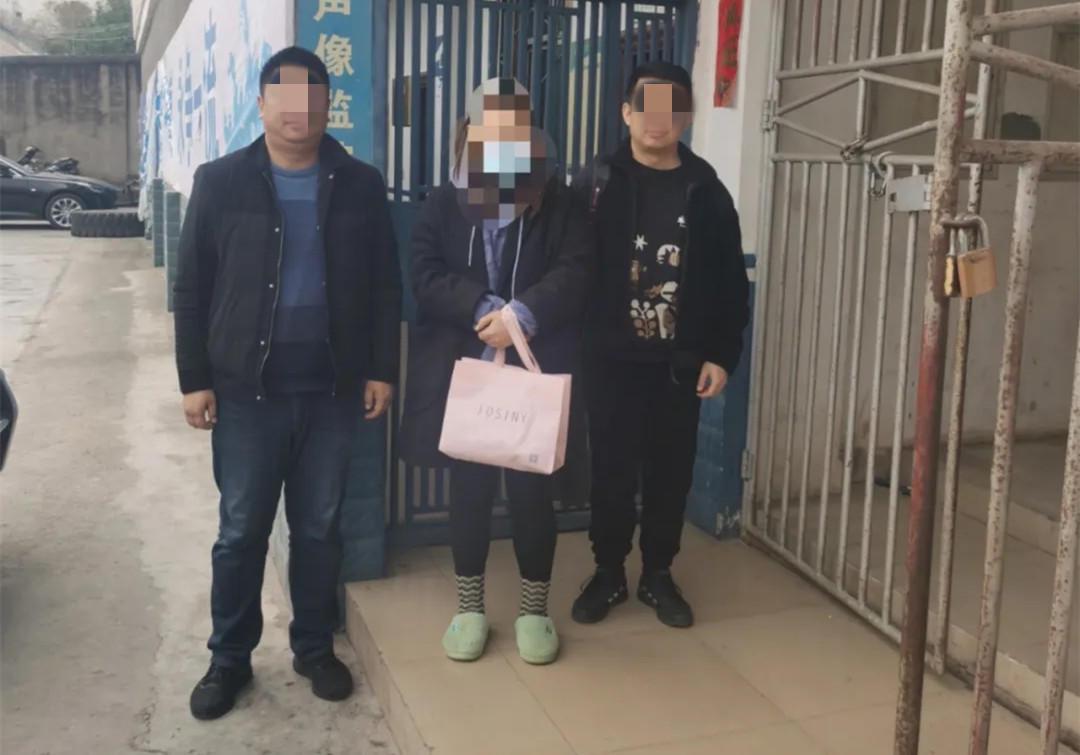 女毒贩潜逃近9年落网：曾指使他人运毒超5斤，藏匿深山不敢与家人联系